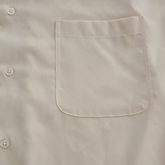 3/$20 Pronto Uomo Cream Non-Iron Button-Up Dress Shirt - Picture 3 of 6